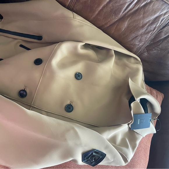 Beautiful Tan Rudsak .Trench Coat - Picture 4 of 10